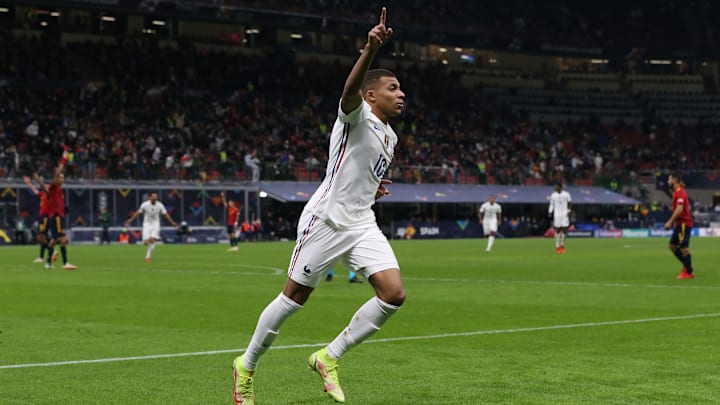 Kylian Mbappe erzielt den Siegtreffer